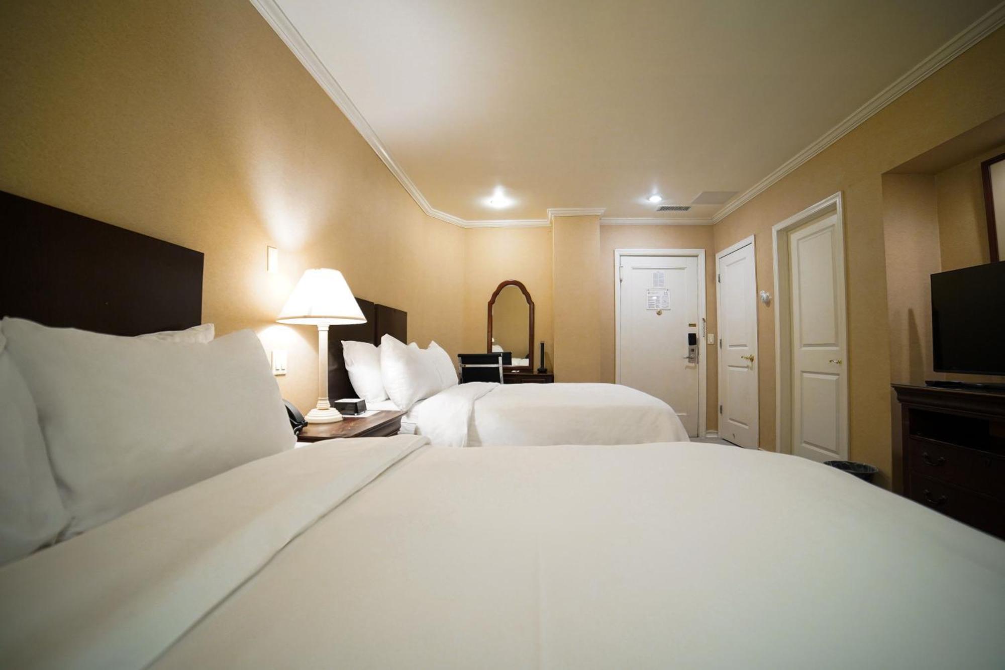 Hotel Stanford New York Exterior photo