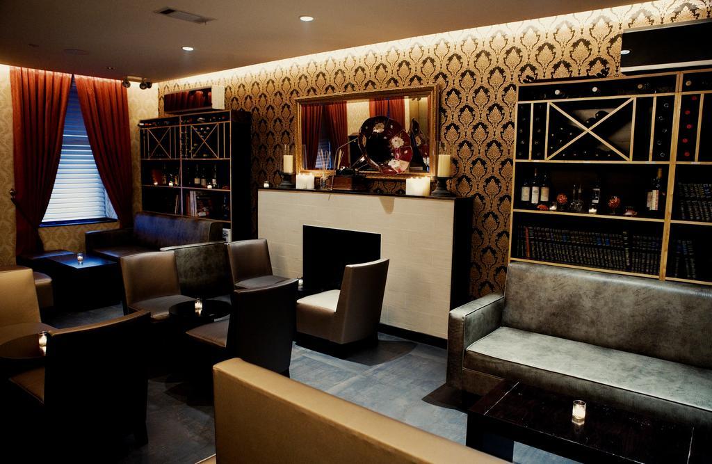 Hotel Stanford New York Interior photo